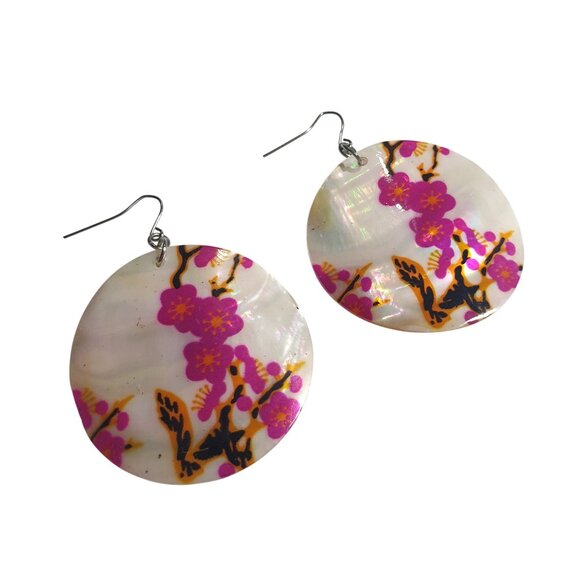 Large Round Mother Of Pearl Dangle Earrings Pink Floral Print Fishhook Boho - Picture 5 of 7
